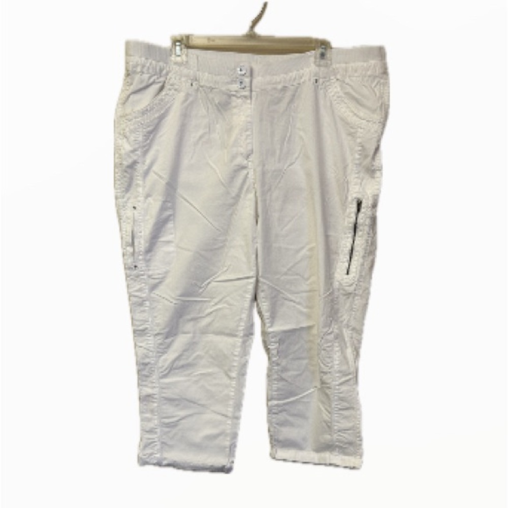 Chico’s White Crop Pants Chico’s Size 3 (XL)